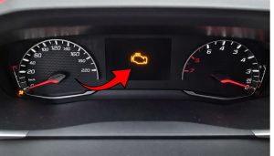 tableau de bord de 208 avec voyant moteur