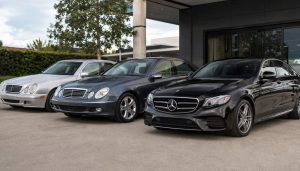 différentes Mercedes classe e garées